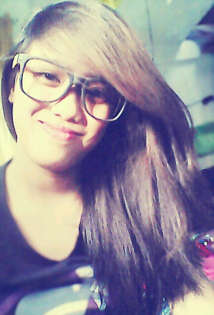 new account \m/ | 7teen ❤ | http://t.co/bNVrBRAPGW | follow @TheMarielleMae
