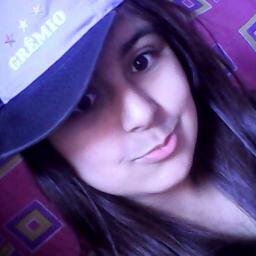 α gαtinhα brincαlhonα&αnimαdα
qe você vê nα photo bαbý 
o meu jeito de ser αs vezes
incomodα os outros. .
 mαs eu nαo liga.sou o qê sou.