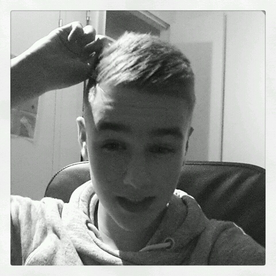 - Always keep smiling, 14 jaar, 't merletcollege,