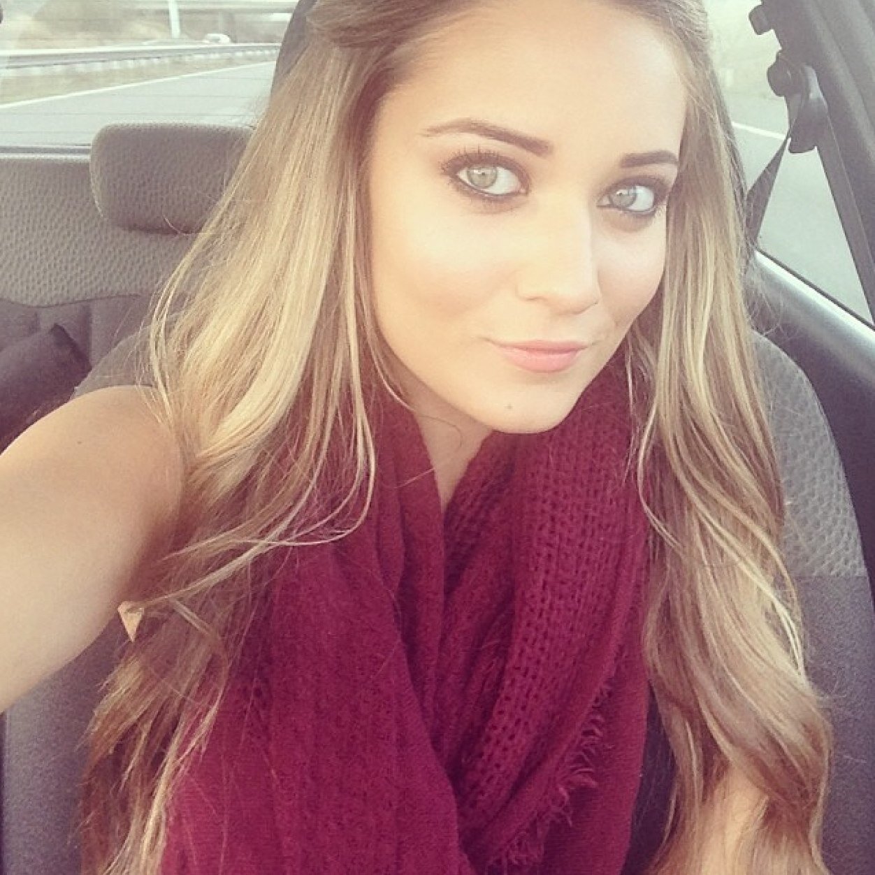 AbiPhillipsFan_'s profile picture. I love @abiphillipsuk, shes perfect x