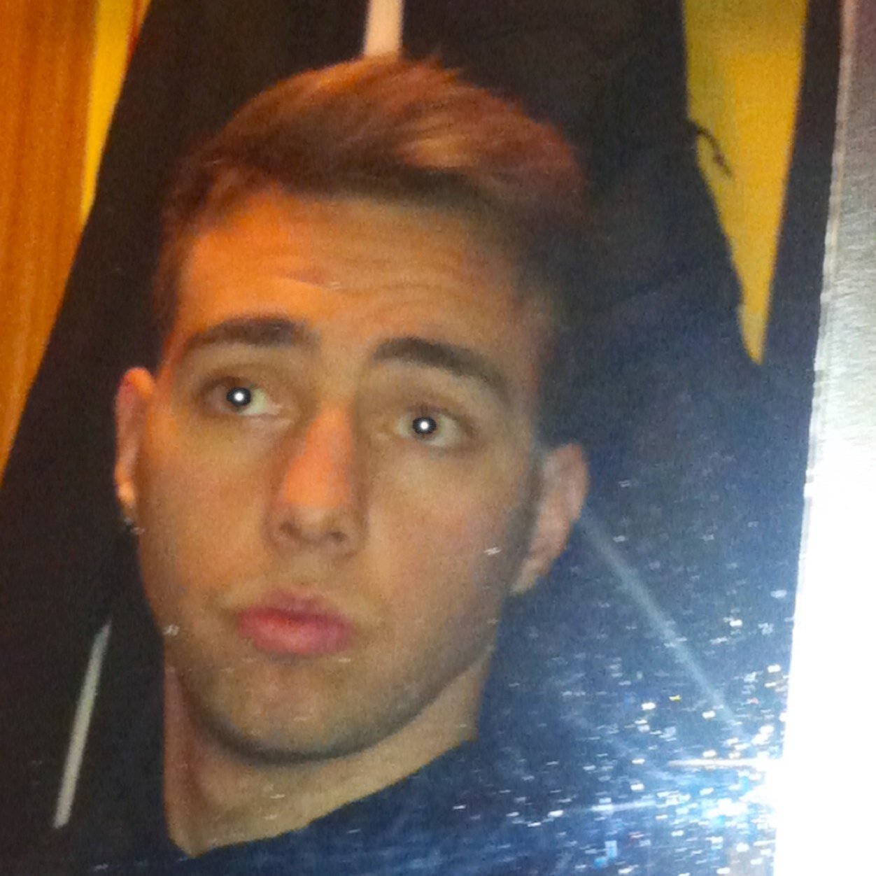 Cipri_Kick's profile picture. Viviendo la vida a mi manera.Nunca te RINDAS,  las grandes COSAS llevan su TIEMPO.