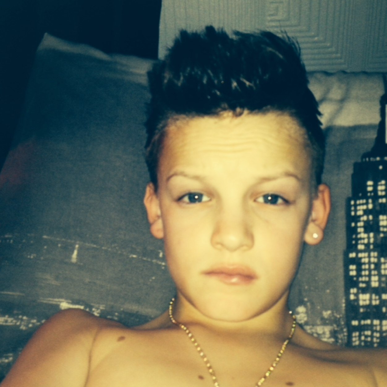 SheardAlfie's profile picture. 12 years old, Music lover 
ONE LIFE LIVE IT!!!!!