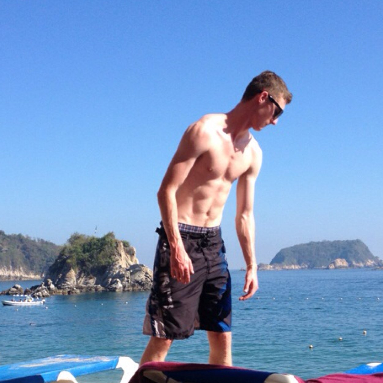 RMcKaay's profile picture. 80% of my tweets are song lyrics