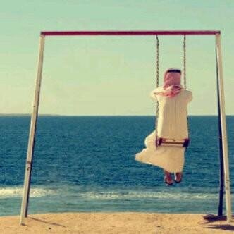دندن ولآ تطلب رضاهمَ وعيش ولا كنكك تراهمم ☺.