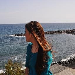 MartaHdezz's profile picture. Enamorada de los Entresijos de la Vida,Terrorista Profesional,Espíritu NK,Soñadora Clandestina,Fotógrafa Amateur,Loca,Adicta a los Clásicos y Neumocito.