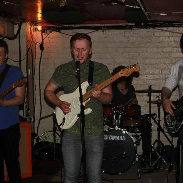 Scottish Indie Rock Band, Glasgow Based.
http://t.co/t3CLzMcVaV