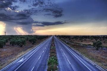 parallellives1's profile picture. Parallel lives is a weekly podcast created by William Walk and Daniele Castellet y Ballarà. Mixes will be available on free download on Soundcloud