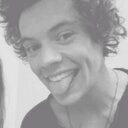 hannah // LUKE PLEAS - @erhwerthwterh - Twitter