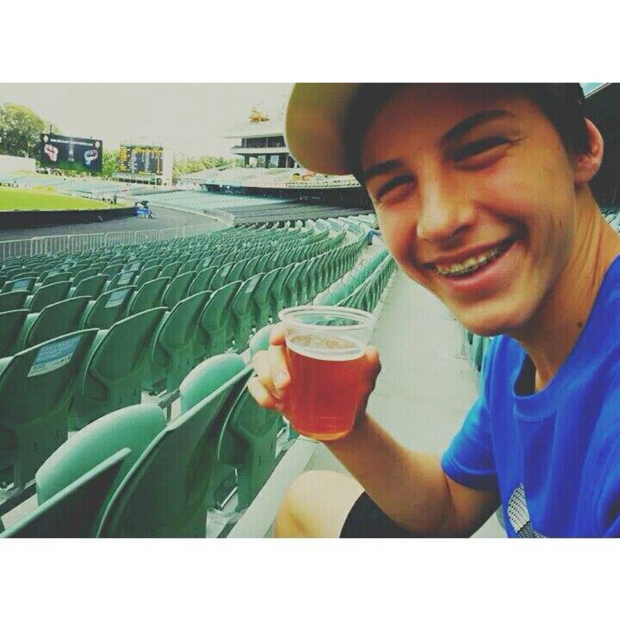 andrew_king35's profile picture. Kings the name, im playin for fame.