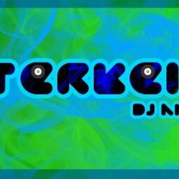 Booking Infos:
FB/page: https://t.co/kaHVYSjv8B  E-mail: heiterkeit.booking@gmx.de
Soundcloud: https://t.co/BvaKrRCnzW
