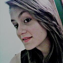 A vida é muito curta pra desperdiçar com gente chata ;)