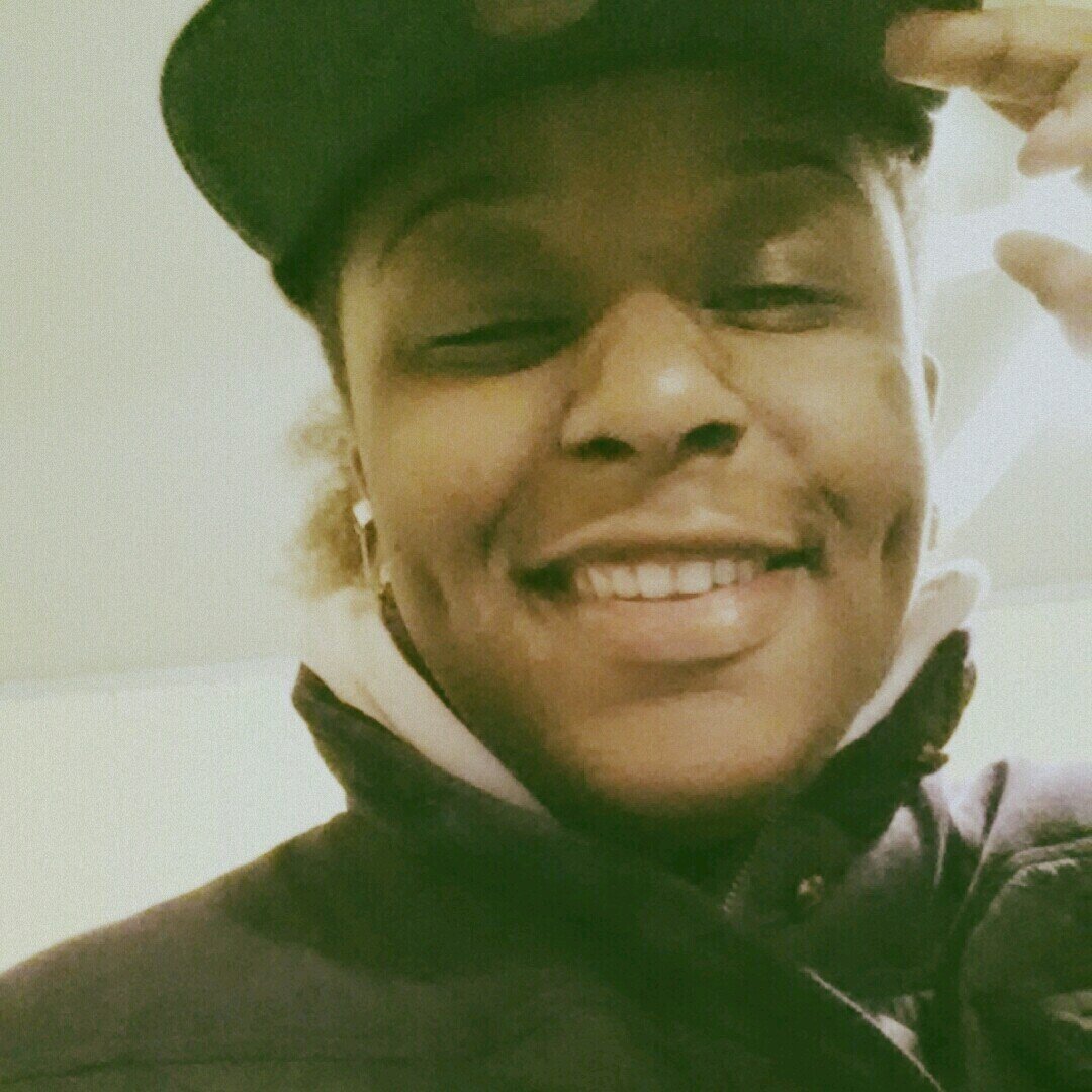22|Awkward|Lesbian|.^_^.| KING♚