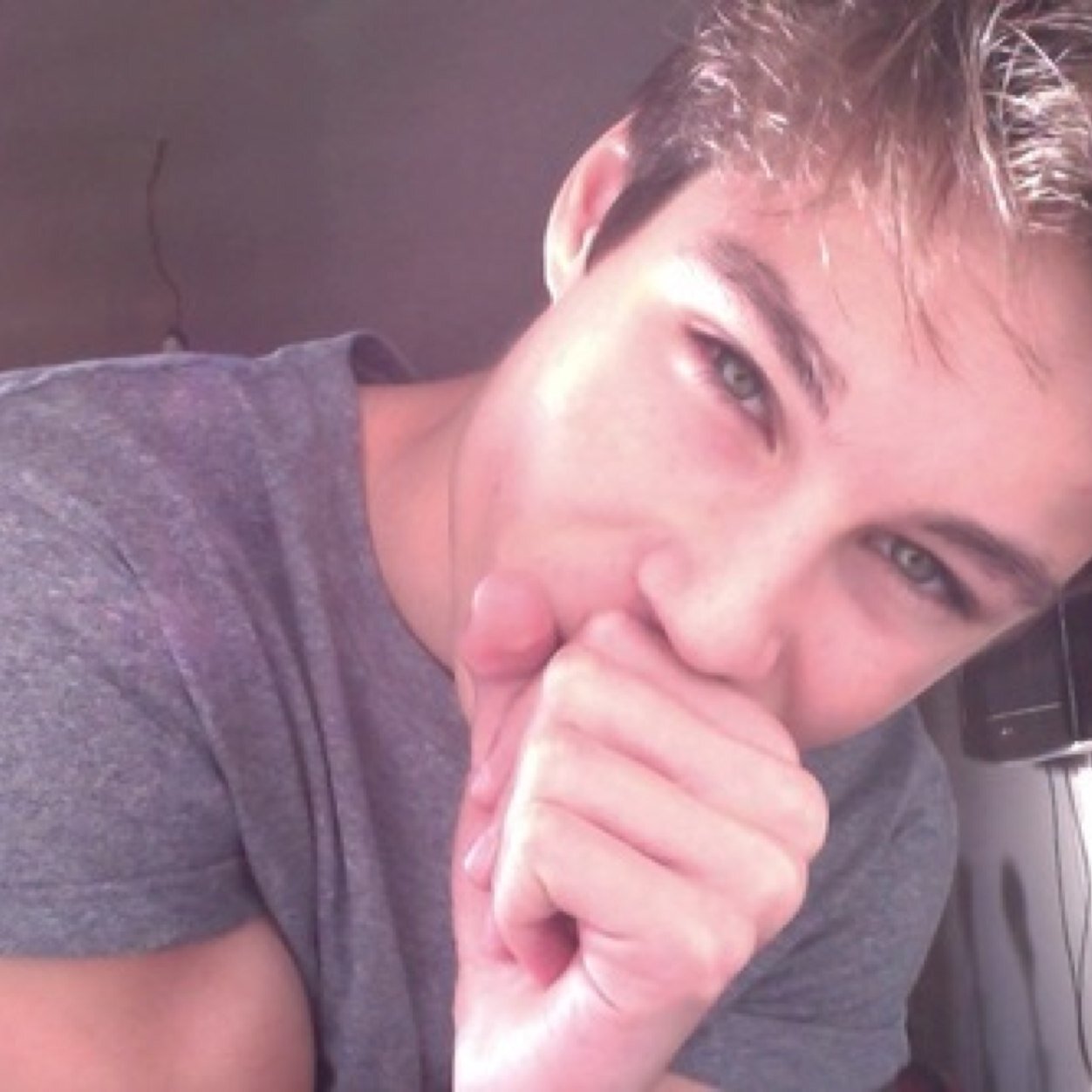 nvcbiit's profile picture. Kinda a flirt, idk.