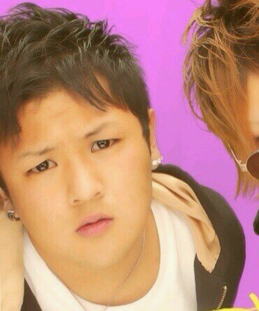 A friend is the first                                                車大好き。