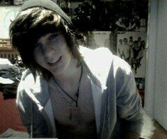 Jake. In a band. No Kik. No Skype. Dont ask. Single. 17. Blink-182