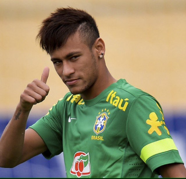 Apaixonada por Deus capricorniana e amante do neymar chorona e eterno principe da vila 3