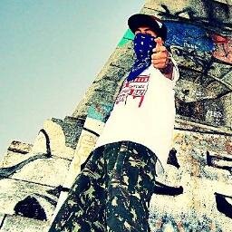Rapper 
do Grupo #RimaSuprema @fezimseeger