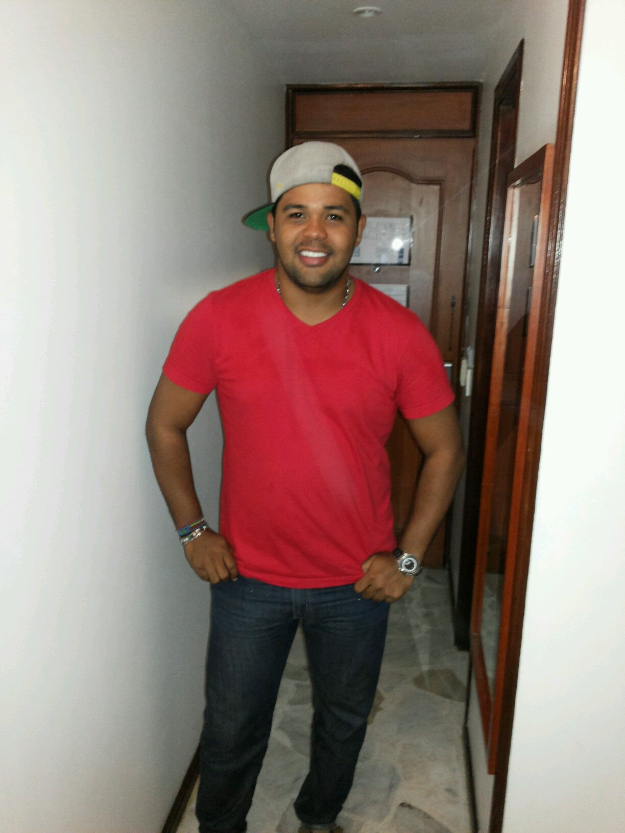 chechocotes's profile picture. Abogado.