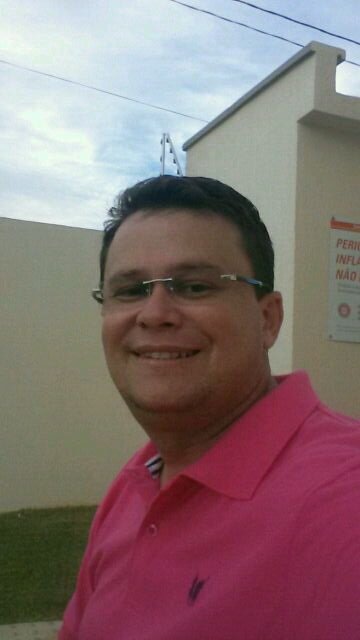 Apaixonado por automóveis, batalhador e amigo