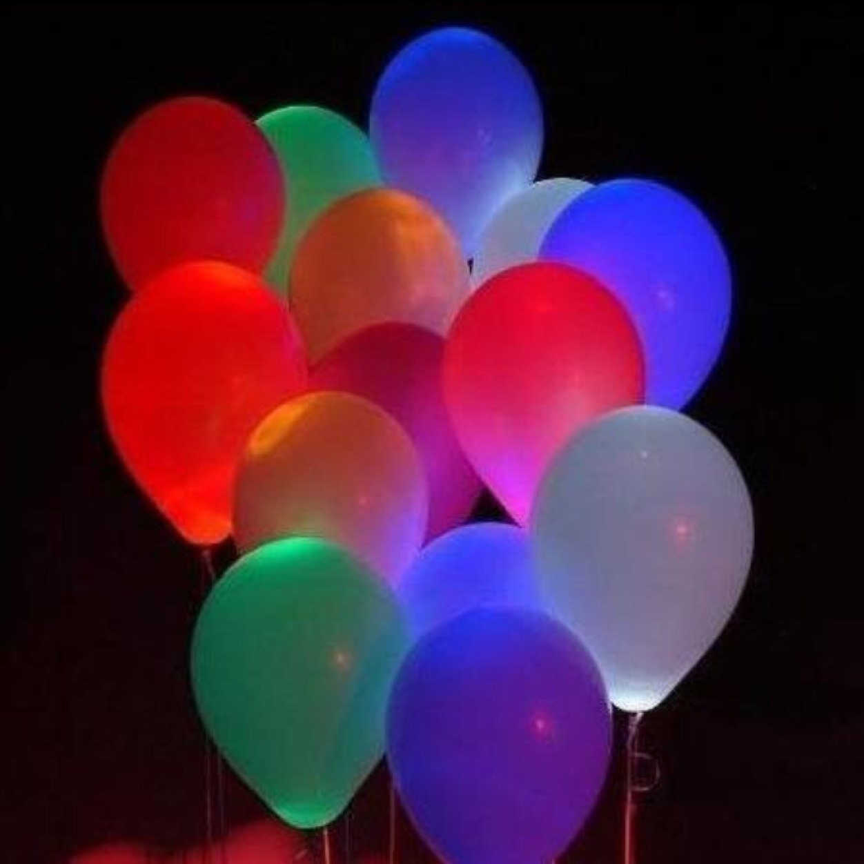 Todo en Led (vasos,cocteleras,globos,varitas,jockeys,poleras,velas,etc)
Contactarse por DM o al +56979693127
Enrregas en Santiago y envío a regiones.