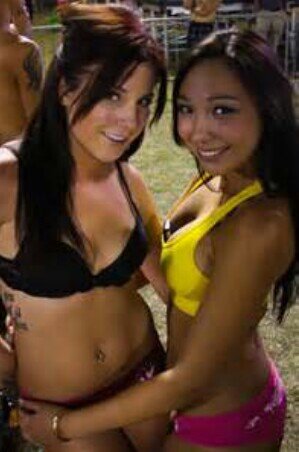 CollegeDimes's profile picture. SC- CollegeDimes90 Looking too see which colleges has the best lookin dimes! #TweetDimes #EDMFAM