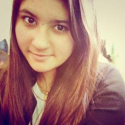 Guaíra-Sp,16 anos, rockeira, lovatic,gusttavete, animes, comida, batata frita :3,brigadeiro, @terezabrant , musica,vampiros , dormi, moda, baixa...feia