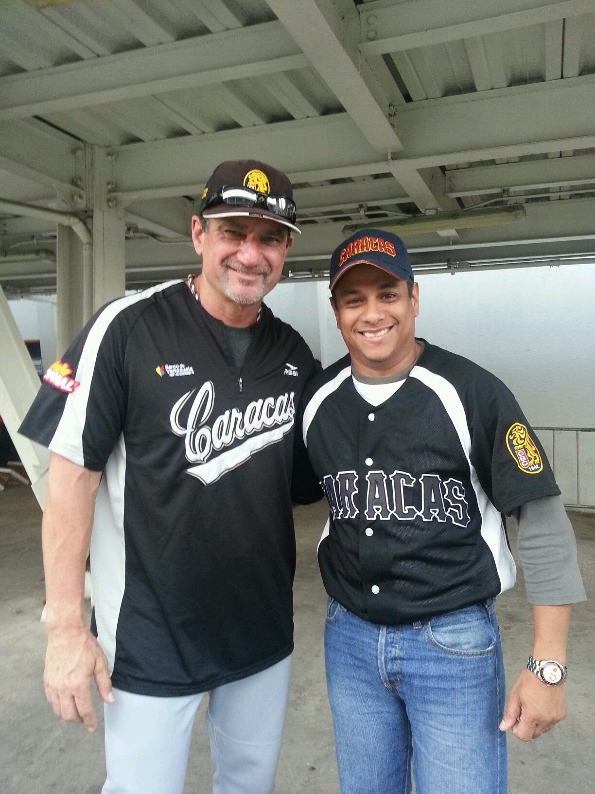 kikileandro's profile picture. Amante del Beisbol y de casi todo los deportes Leones del Caracas y FC Barcelona