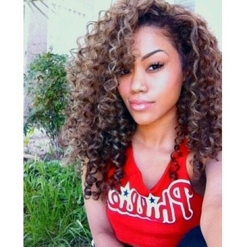 SalomiCartlidge's profile picture. A relationship where you instantly miss each other right after being together