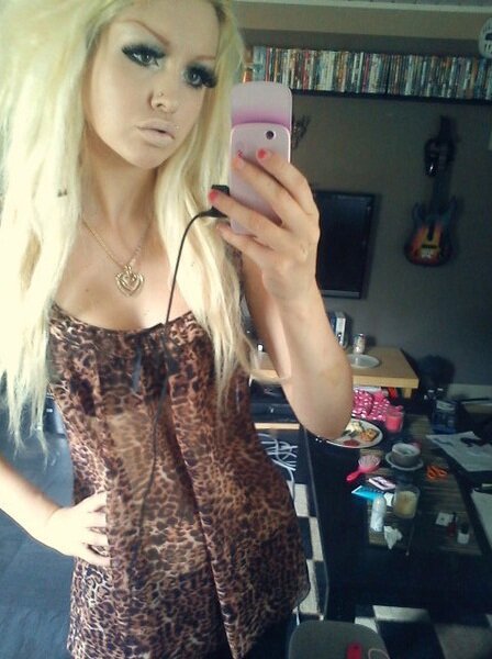 DollyKirschblum's profile picture. There is no market for your emotions, so never advertise your feelings, just show your attitude.