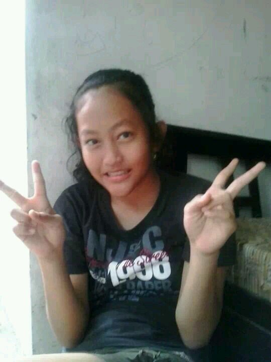 agyta_nadya's profile picture. inilah yg menyebabkan aku menjadi cerdas.baik.dan hal2 positif yg lain. itu semua gara2 teman2 Grup BALA KURAWA.BALA KURAWA is the best