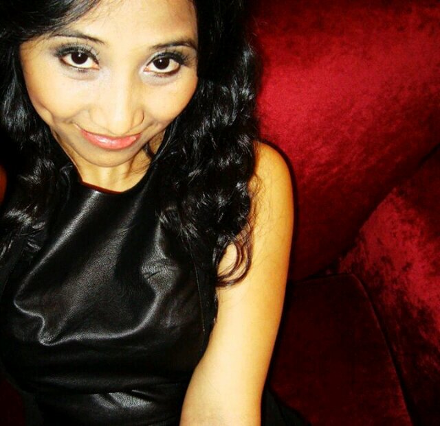 A Simply, a dreamer, Should know everything, could do anything, love traveling, hopefully be a perfectionist ^_^ love peaceful and love my family...