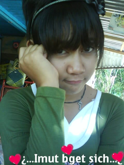 he and his love .... Me and my love ... I love .. dan aku lelah dngan semua ini...