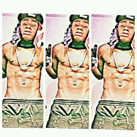 #track #star #kik #dat_gal_ah_bitch_ #jamaican #brownskin #single #basketball #islife #smart #guy #work #out  #study