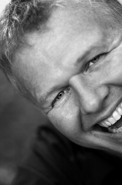 stevenvote's profile picture. In no particular order ... I am a author, photographer, storyteller, mentor, problem-solver, listener, artist, and lover of words & pictures.