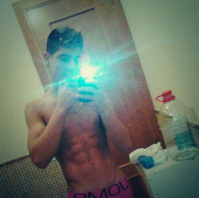 Solterito jejeje ;P