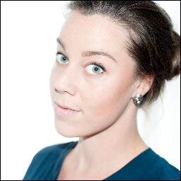 24 | Blogger @ http://t.co/uAKwyTfJm5  | Foodie | Fit and Healthy Lifestyle | Fashion Addict | Bookworm |