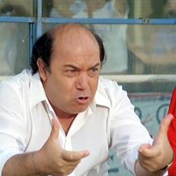 Perditempo di professione, AC Milan, appassionato di sports americani, rugby, cinema