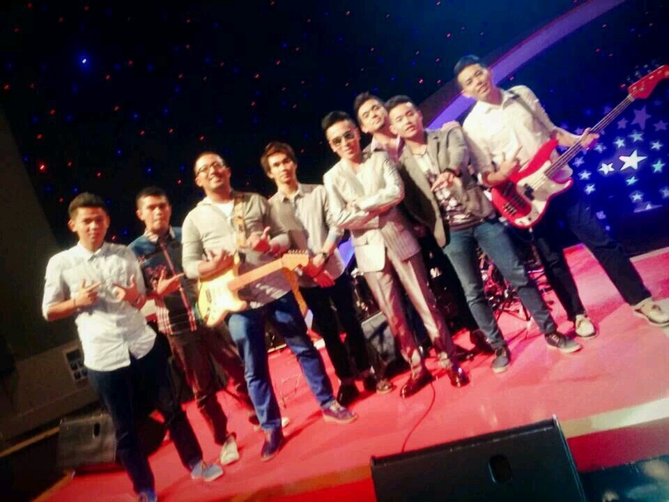 s7venstring's profile picture. 