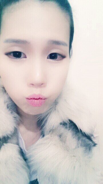 잇힝!_  팔로우 할꺼지?!  :)