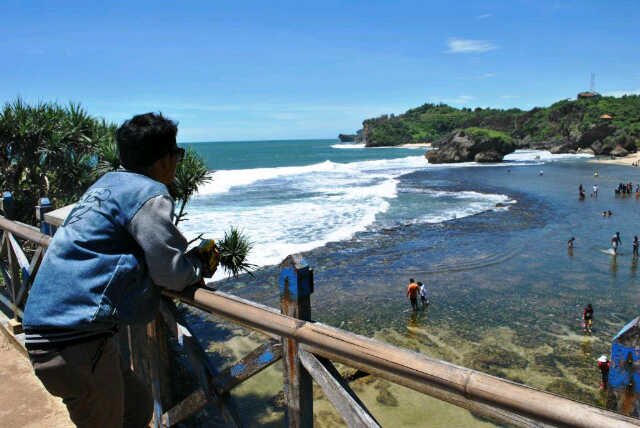 harrloy's profile picture. Harry Septian | VHS of XII'MultiMedia'2 | Be my self yaa :)