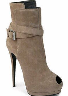 valnoboy's profile picture. 