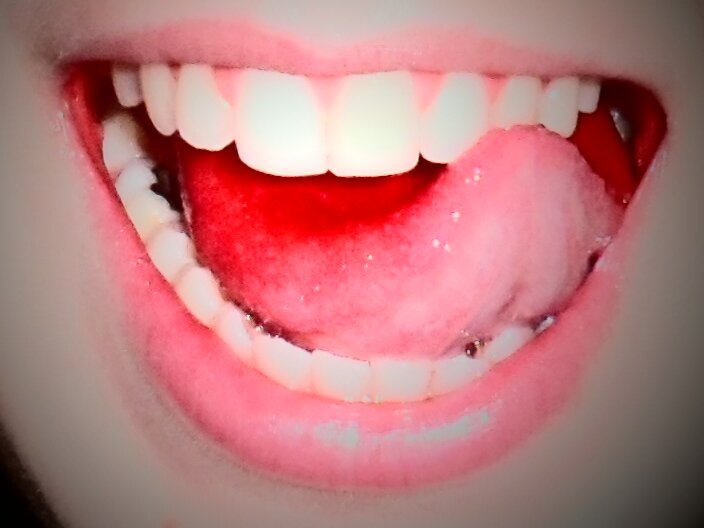 Ingeniera Quimica UEX // amante de los idiomas :D // REAL MADRID // Adicta al queso y al chocolate // Smile, BE HAPPY !