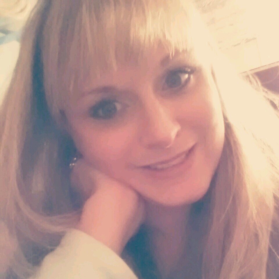 ★☆I l♥ve being able to enjoy life. Laughter and L♥ve is a MUST☆★