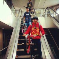 choliq_abdullah (@lickindsuck) 's Twitter Profile