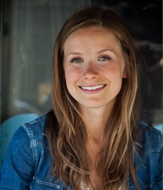 Holistic Nutritionist, Yoga Teacher, & Lifestyle Coach, Intense passion and love for teaching you how to live happy & healthy!