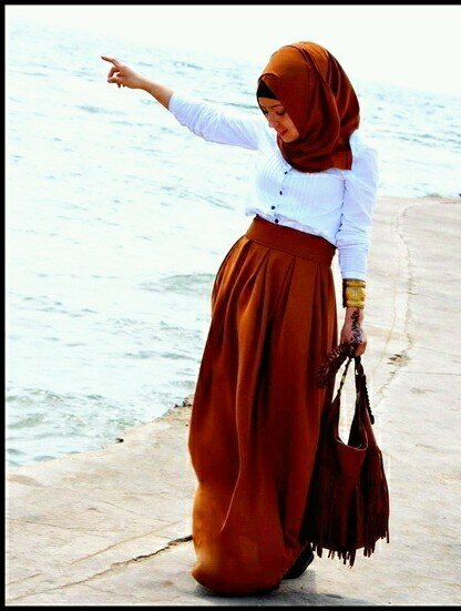 hye guyz follow wny k ,. jgn isau wny akn follow back:-),. i'm just simple girl