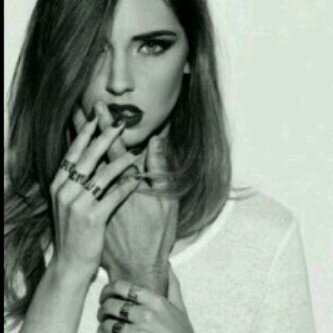 MoneDosh's profile picture. Mone ? Is dosh's life ▾.
كل ما أكتبه هنا أقصدهآ وأعنيهآ واكتبهآ لك وأقتبسهآ لك ولأجلك ،