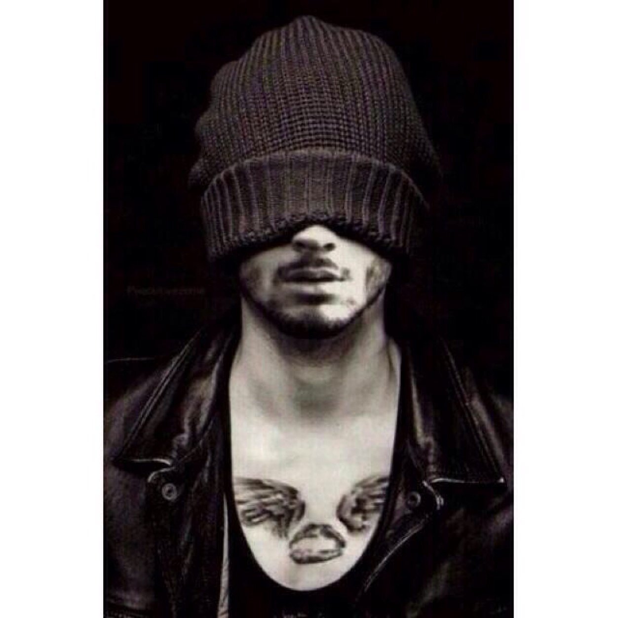 maliktreasure's profile picture. Business, Management, Economics & Law student - 20 - Never too old for the things you love.