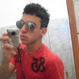 , 19 anos, honesto e feliz  oqe deseja pra mim, desejo tudo em dobro a você ²  ;
@_dritavarees '