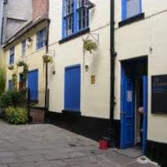 TheQuakerhouse's profile picture. The Quakerhouse, Darlington; 10 hand pull ales and one 1 real cider. Fosters,Thatchers Gold, Budvar and Oyster Stout also available. Live music every week!
